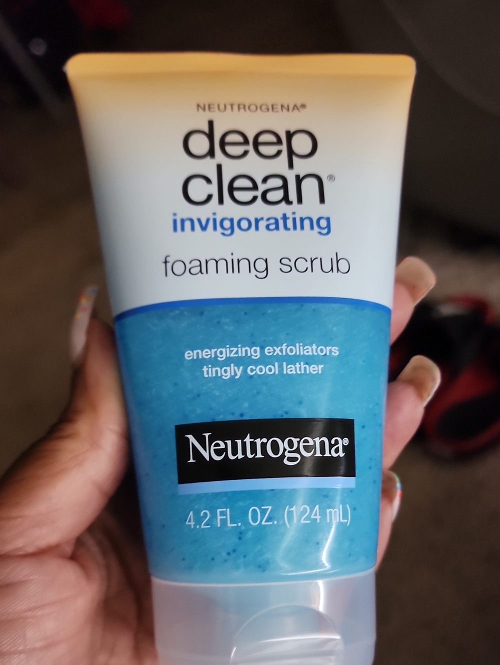 Neutrogena Deep Clean Invigorating Foaming Scrub 4.2 Oz